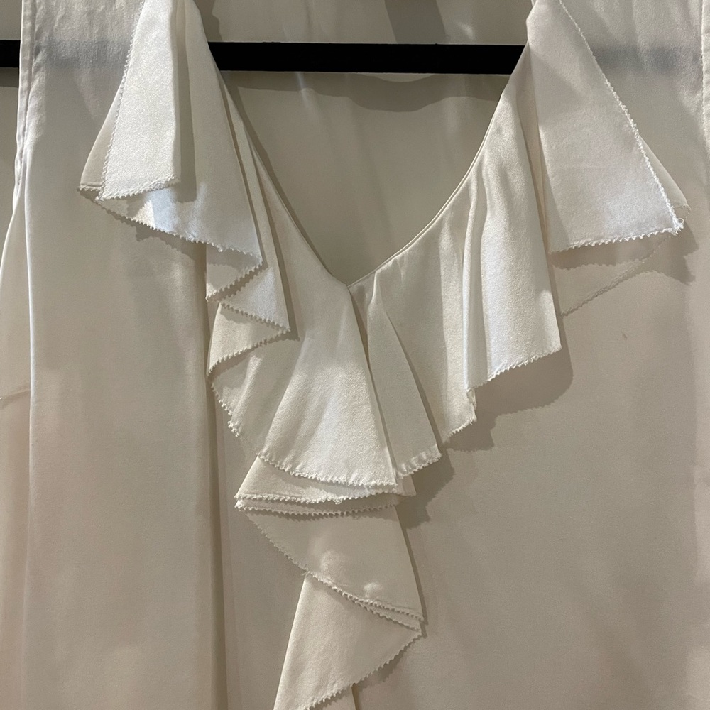 White House Black Market sleeveless blouse- Large